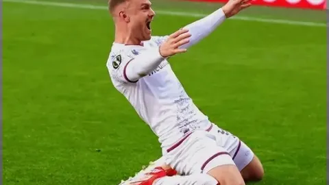 国青险错失世青赛回归良机，刘诚宇点球失误，王钰栋沙特战留遗憾